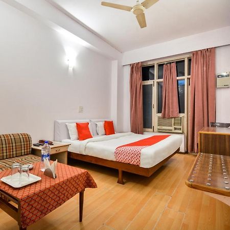 Oyo 46616 Hotel Abhinandan Jind Exterior foto